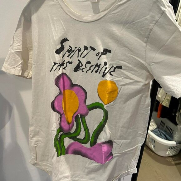 spirit of the beehive band merch Tee - Picture 3 of 3